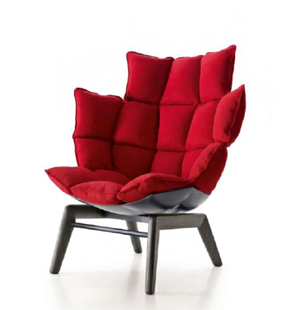 dizainas-fotelis-raudona-pelėda-medinės-kojos-audinio danga