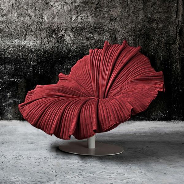 futuristinio-raudono dizaino fotelis
