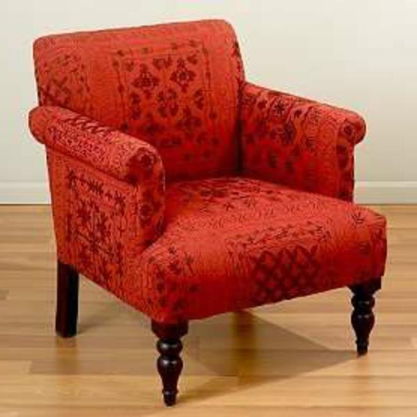 raudono dizaino-fotelio-audinio-siuvinėjimo-apmušalų