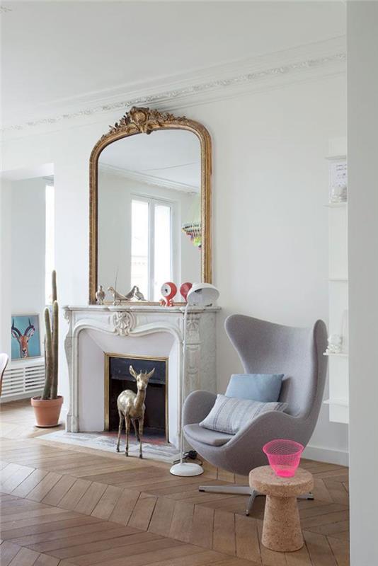 kiaušinių pilka fotelis-arne-jacobsen-baroko kėdė ir veidrodis