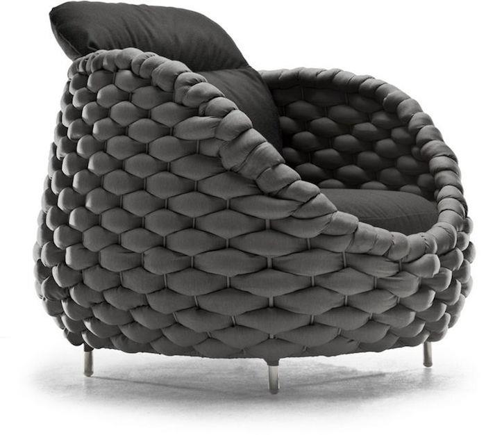 fotelj-tkanina-pletenica-vrt-bivalni prostor-dizajn-luksuzno-siva
