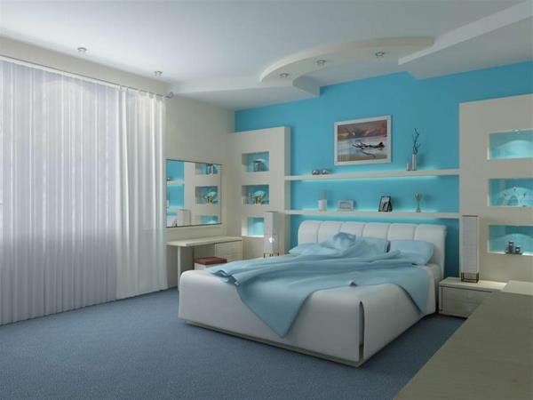 viseča-strop-modra-spalnica