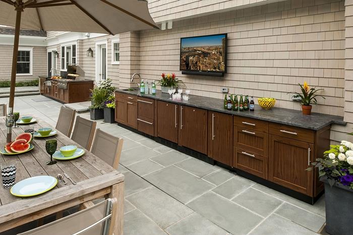 fasadna dekoracija hiše dvorišče kuhinja vrt vrtno pohištvo lesena plošča zunanja kuhinja antracit siv kamen