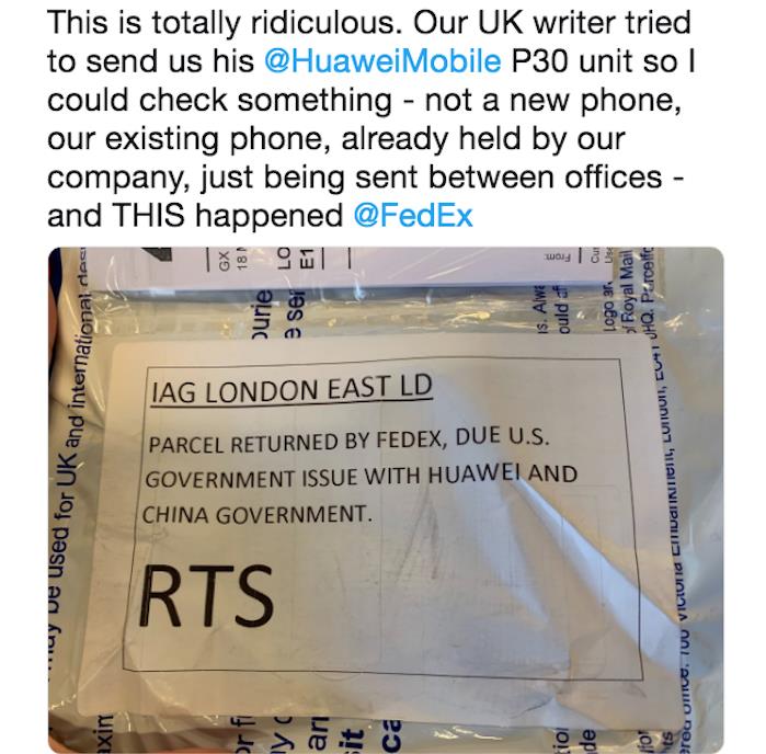 „FedEx“ neseniai grąžino paketą Anglijai, nes jame buvo išmanusis telefonas iš Kinijos prekės ženklo „Huawei“, naujojo „Trump“ administracijos priešo