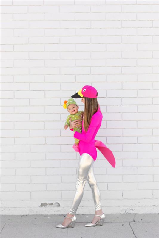 Mardi Gras karnavalı için kuş kostümü, neon pembe üst ve metal efektli tozluk, kadın kostümü basit fikir
