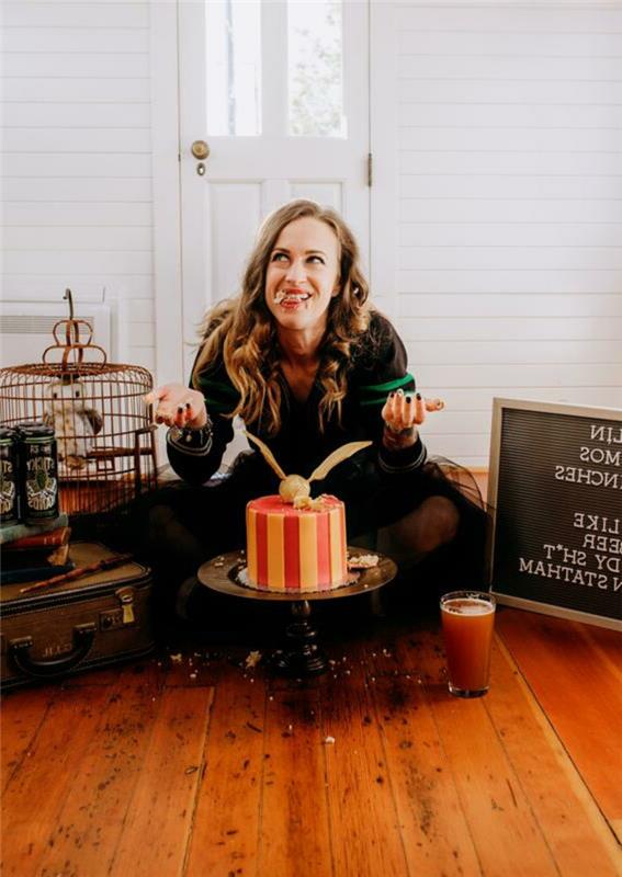 Harry potter ve sihirli kişiselleştirilmiş pasta hikayesini seven kadın, doğum günü pastası yapmak kolay fikir ilhamı