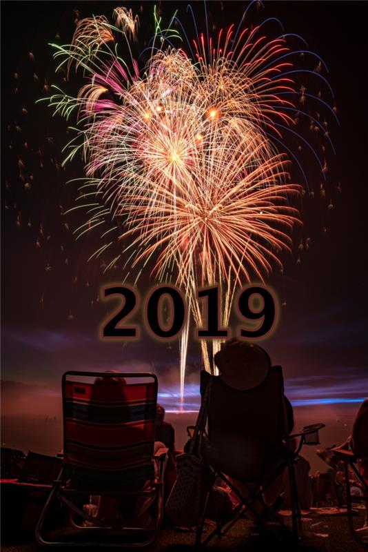 slika novega leta 2019, nekaj fotografij novoletne zabave, ozadje za iphone z ognjemetom za novo leto 2019