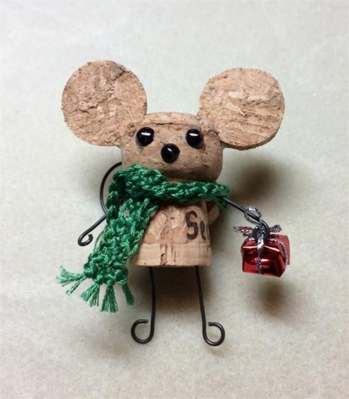 plutovinasti zamašek-miška-figurica-božična dekoracija