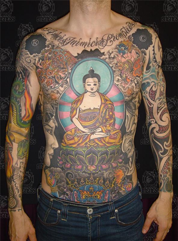 didelė japonų budistų simbolių tatuiruotė