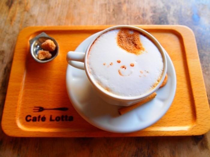 müthiş-latte-macchiato-cafe-renkli-sanat-merhaba-güneşli-gün