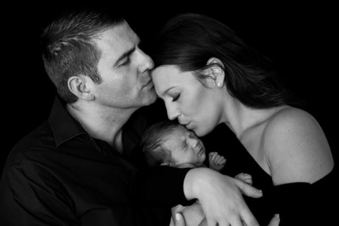harika-fotoğraf-sanat-fotoğraf-paris-siyah-beyaz-anne-bebek