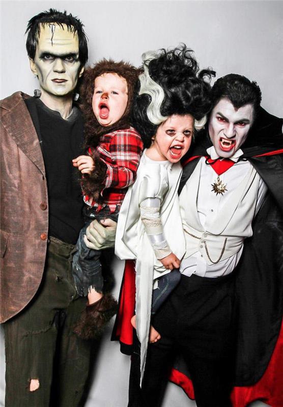 Frankenstein rolünde Neil Patrick Harris ve Drakula rolünde kocası, aile kostümü, bebek kostümü için ortak kostüm fotoğraf ilhamı