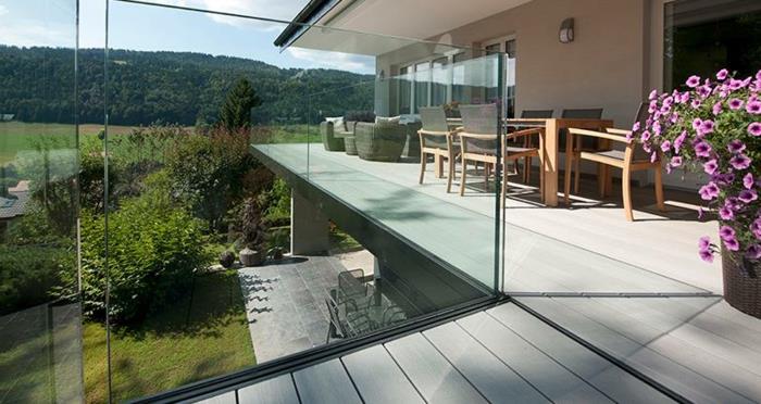 ograja-zunanjost-terasa-moderno-steklena ograja