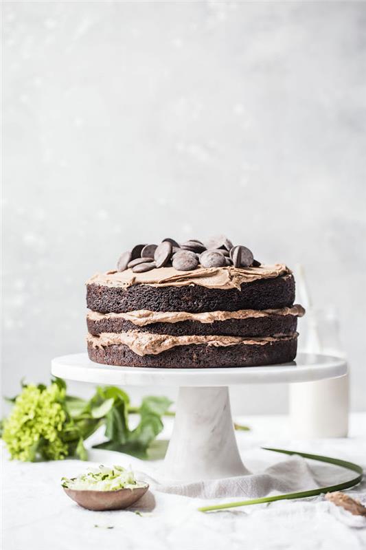 Šokoladinio pyrago receptas šokolado fondanto pyrago receptas paprasta idėja du biskvitą ir šokoladinį kremą