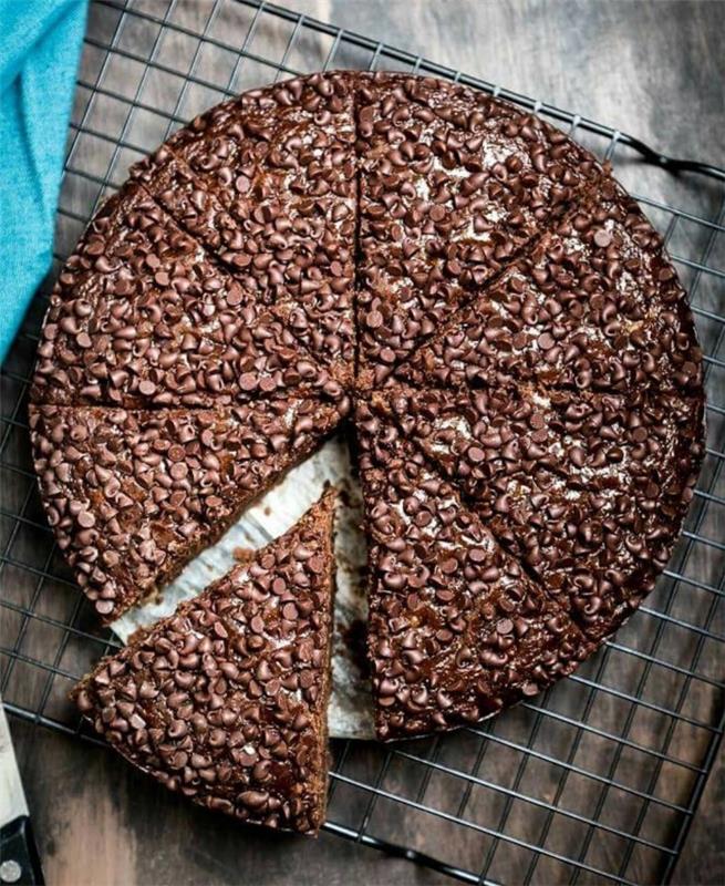 bir pastada yumurta nasıl değiştirilir, fındıksız ve kahvesiz tatlı tarifi fikri çikolatalı yumurta, vegan çikolatalı kek