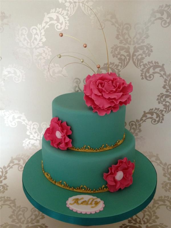 originalus pyrago dekoravimas, rožės ir raštas pasta, kūrybos pyrago dizainas
