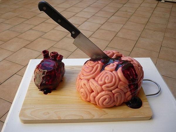 orijinal-doğum günü pastası-lezzetli-beyin-vampir-kalp