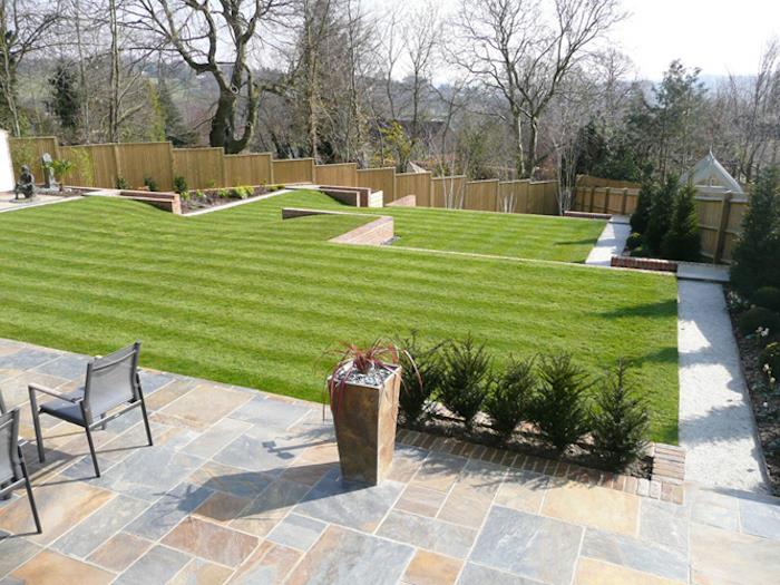 lawn-english-having-a-beautiful-traw-idea-decoration-jarin-a-langlaise