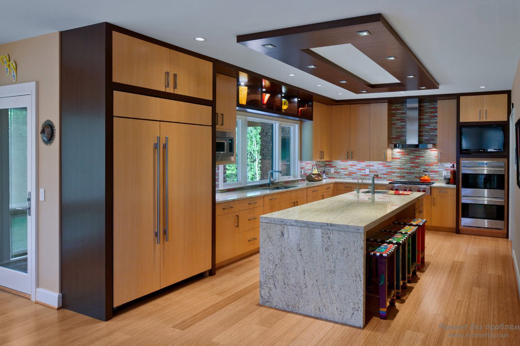 Soffitto moderno in cucina