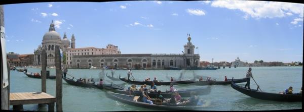 gondol-ziyaret-yeniden boyutlandırılmış-görülmesi gereken-Venedik'in-güzel-şehri