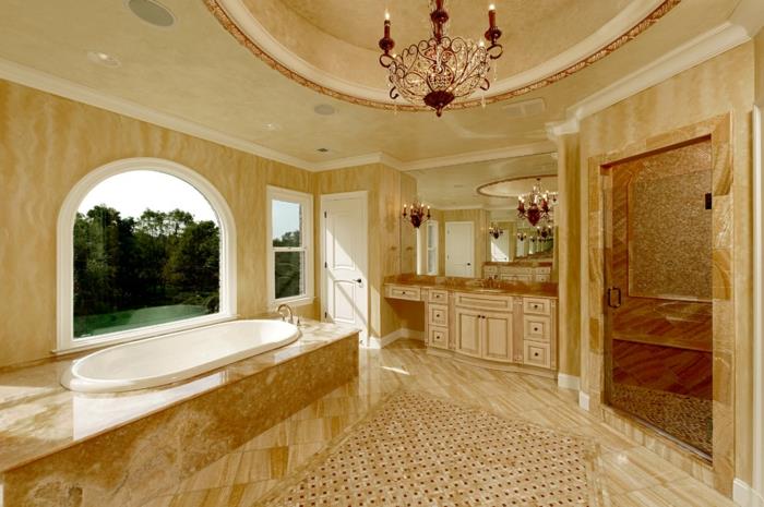 travertino vonios kambarys, puikus lubų šviestuvas, gana klaidingos lubos, erdvus miltelių kambarys