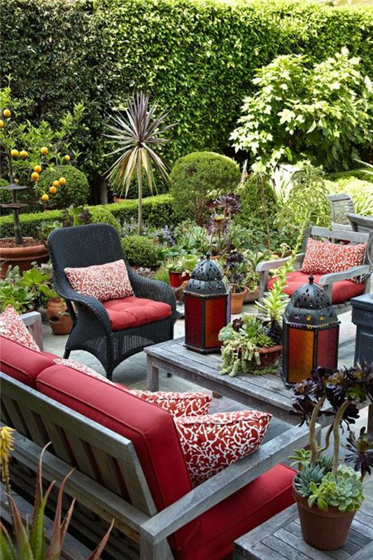büyük-kırmızı-beyaz-gif-yastık-modern-rattan-bahçe-mobilya-yastıklar