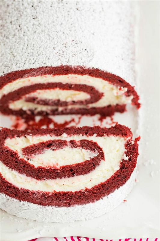 raudonai baltas rąstinis pyragas