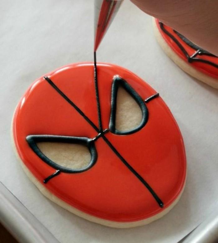 spiderman-cake-idea-spiderman-face-torta