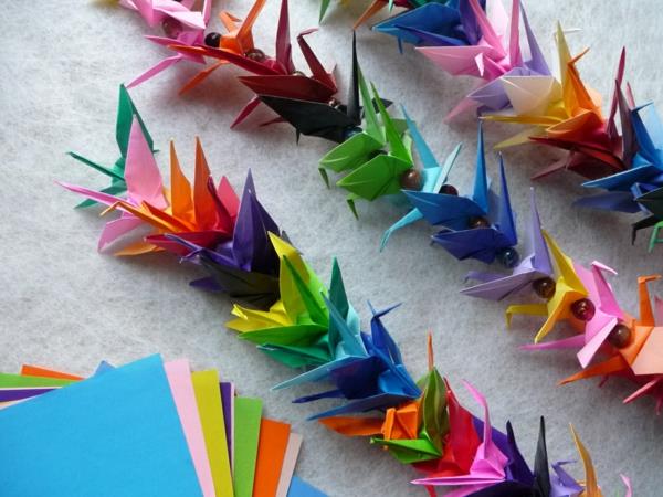 origami-çelenk-kağıt-figürler