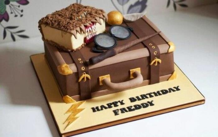 Erkekler için doğum günü pastası Harry Potter orijinal çikolatalı kek
