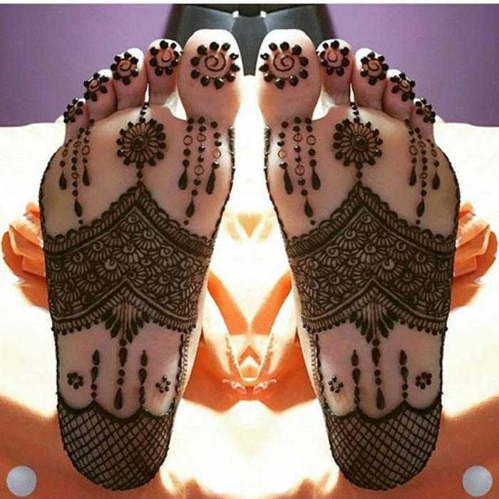 chna pėdų, padų tatuiruotė, didelių pėdų tatuiruočių dizainas