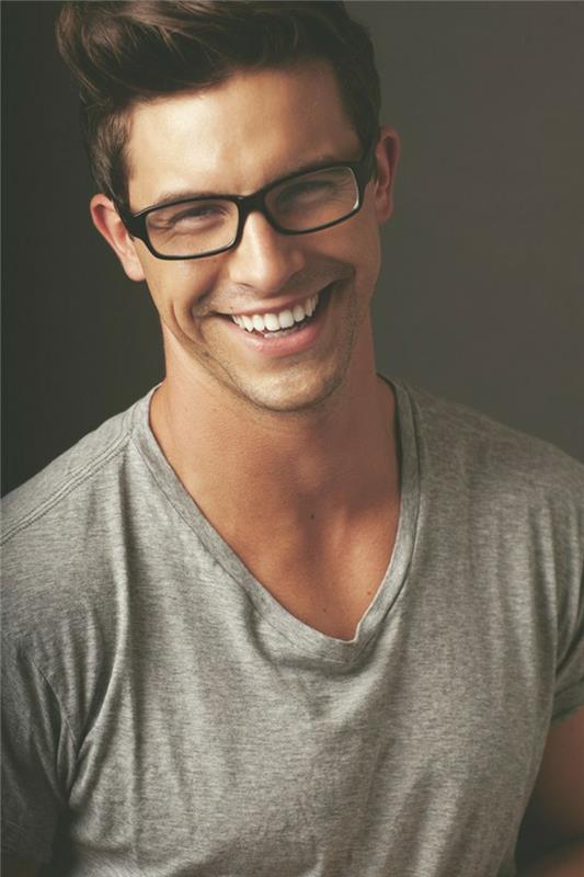 hippster-sončna očala-hipster-t-shirt-nasmejan-otroški moški