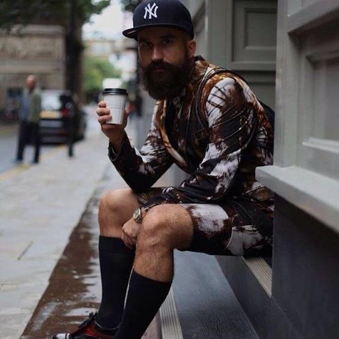 kaip dėvėti ilgų vyrų hipsterines kojines