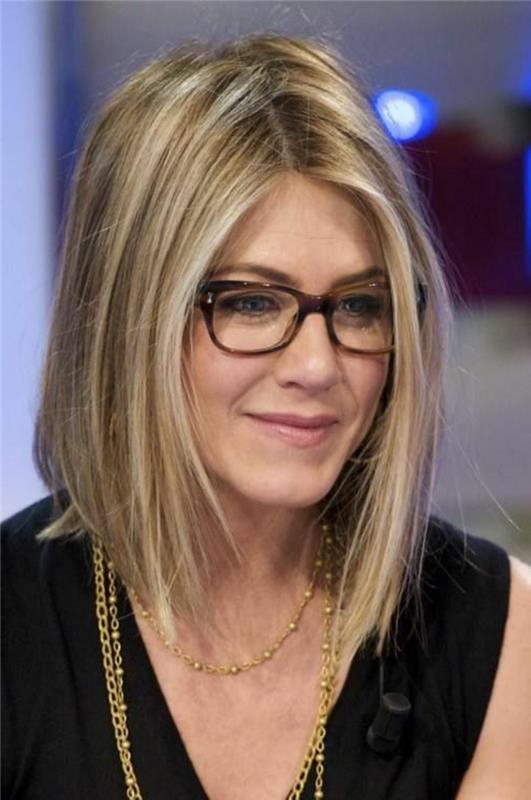 hipster-look-with-glasses-for-women-fashion-hipster-woman-jeniffer-aniston