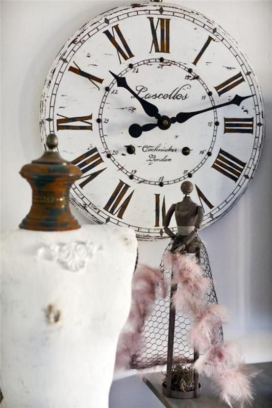 fantastiški-dideli-švytuokliniai-sieniniai laikrodžiai-dirbtuvėms-dvasios dekoras