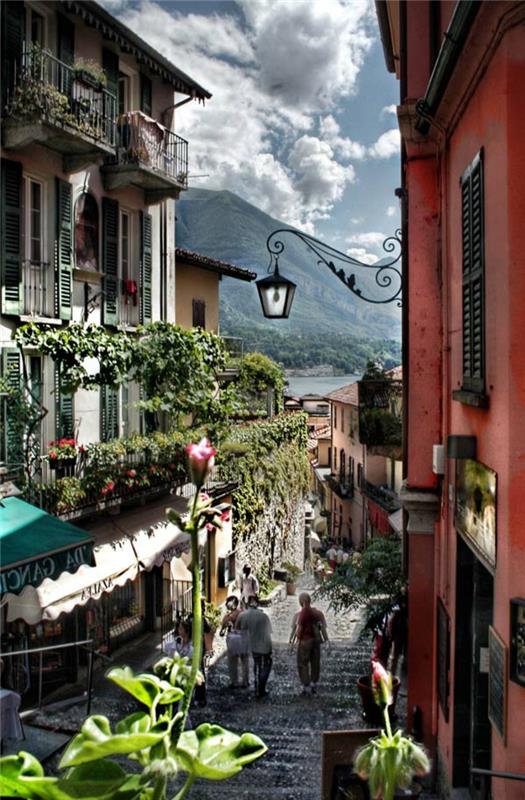 charming-hotel-lac-de-come-lac-de-come-bellagio-italy-on-the-street