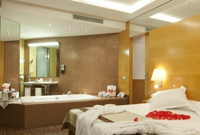 hotel-jacuzzi-zasebna-soba-z-jacuzzijem-hotel-in-love-heart