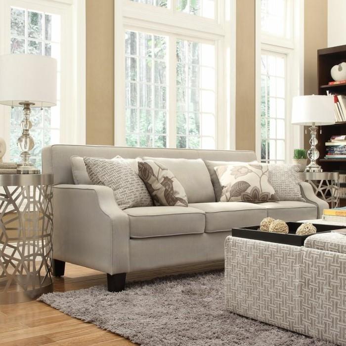 patalynė-sofa-užvalkalas-jaukumo jausmas vėsioje patalpoje