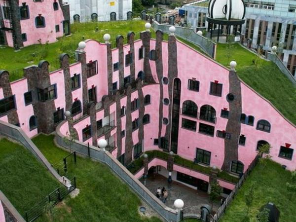 hundertwasser-architecture-magdeburg-streha