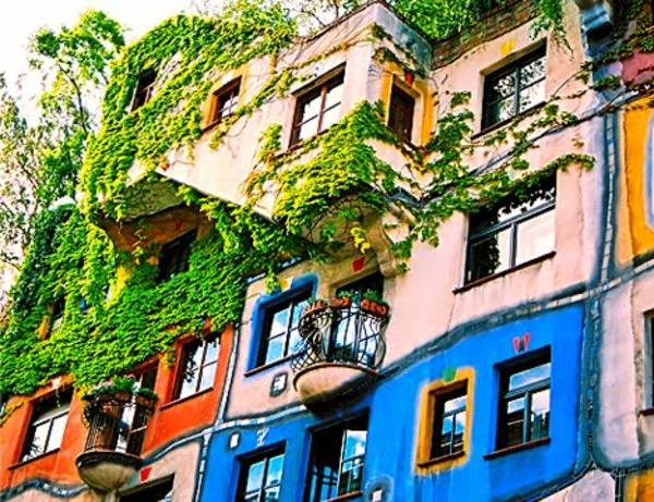 hundertwasser-architecture-house-a-vienne