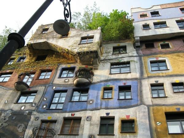 hundertwasser-architecture-house-vienna-3