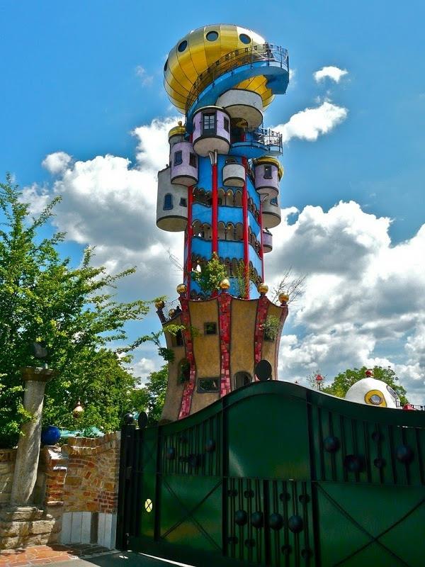 hundertwasser-architecture-tower-kuchlbauer-a-abensberg