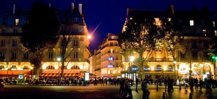ideja-romantična-vožnja-paris-kolo-vožnja-paris-lepota-ponoči