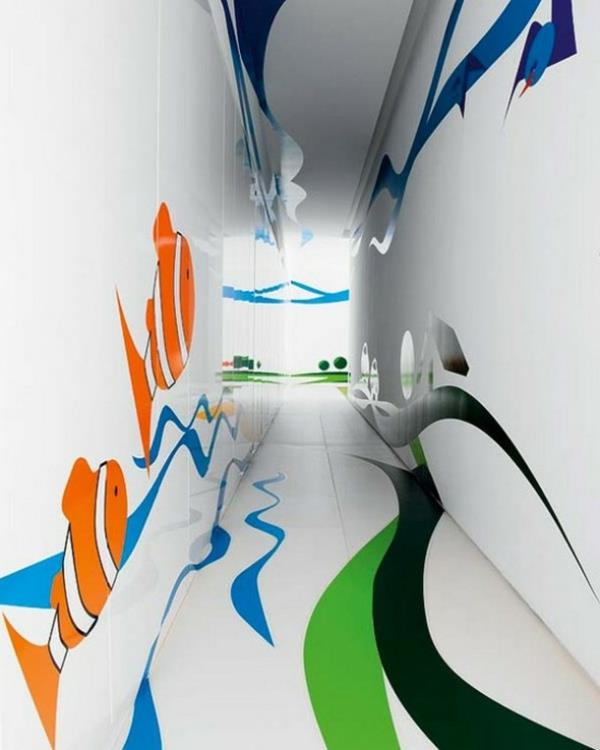 deko-koridor-fikri-palyaço-beyaz-üzerinde-balık-modern-tasarım-duvarlar-arka planı