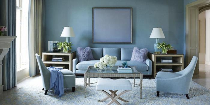 dekoracija-ideja-vaša-dnevna-soba-modro-vijolično-cvetje-vaza
