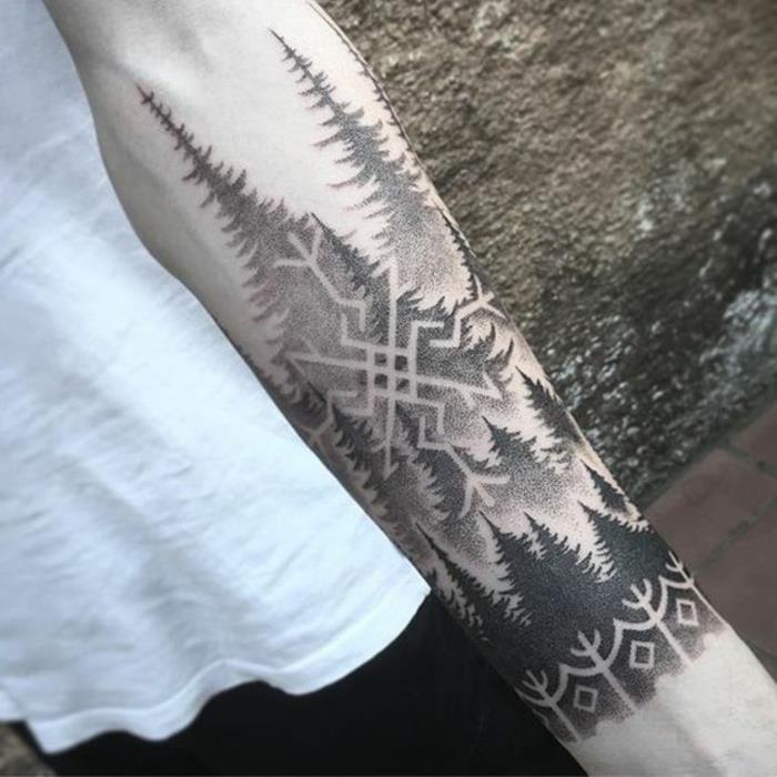 Kokio simbolio šeimos tatuiruotės idėja tatuiruotė vyrui rankovė tatuiruotė