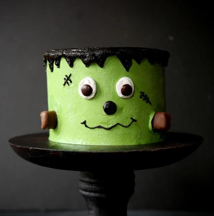 çikolatalı yeşil gıda boyası eritilmiş çikolata canavar gözleri buzlu çocuklar için cadılar bayramı canavar pasta fikirleri
