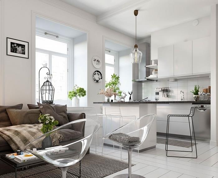 minimalistična ideja za majhno kuhinjo z belim otokom splashback siv pult prozoren stoli kavč okrasne blazine