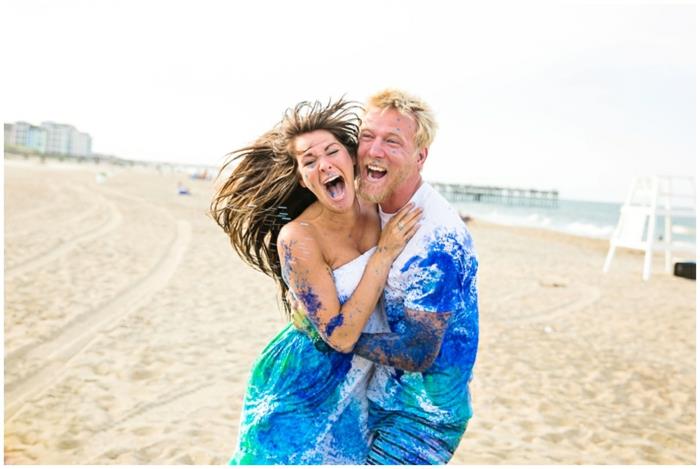 Gražios meilės pozos nuotraukos nuotrauka vestuvės meilės nuotraukų pora paplūdimio spalva mėlyna