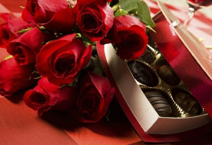 valentinovo-moški-dar-ideja-za-ženske-kot-za-moške